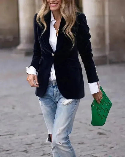 Camille | Blazer Noir Femme Chic en Velours avec Détails Dorés 3