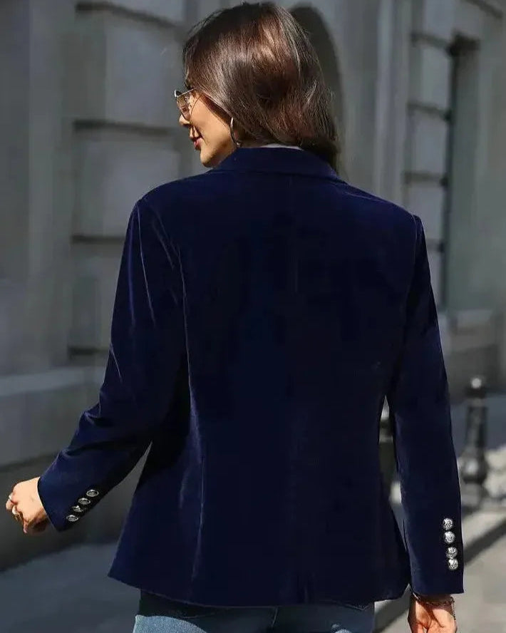 Camille | Blazer Noir Femme Chic en Velours avec Détails Dorés 5