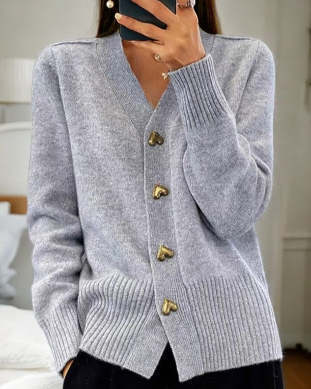 Camille | Gilet Sans Manche Femme Doux avec Boutons en Forme de Cœur 0