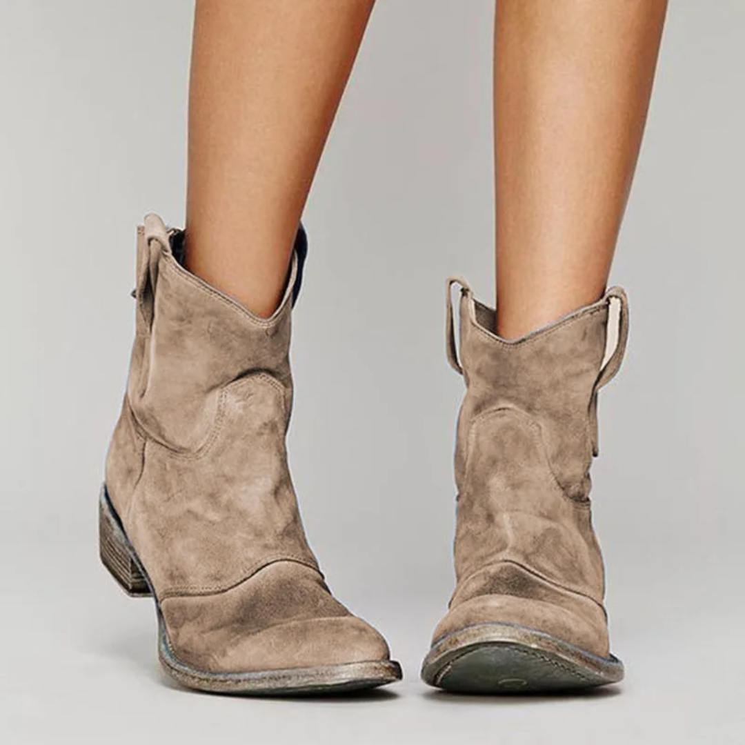 Léa | Bottes Noires Femme Élégantes en Daim pour Un Style Occidental 0