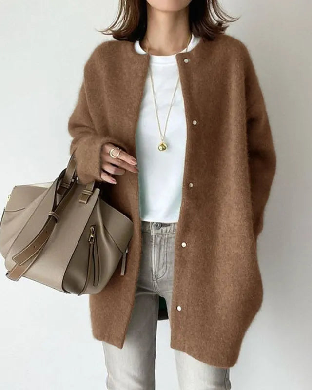 Léa | Cardigan Femme Long en Laine Douce et Élégant pour un Style Chic 6
