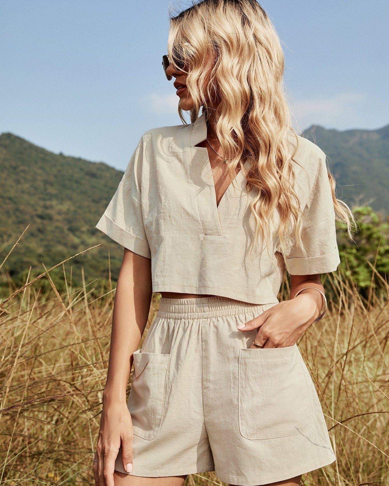 Lena | Ensemble Décontracté Femme Col en V avec Short à Poches 3